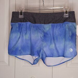 #320 3/$18 - MPG Blue/Green Shorts Size Small